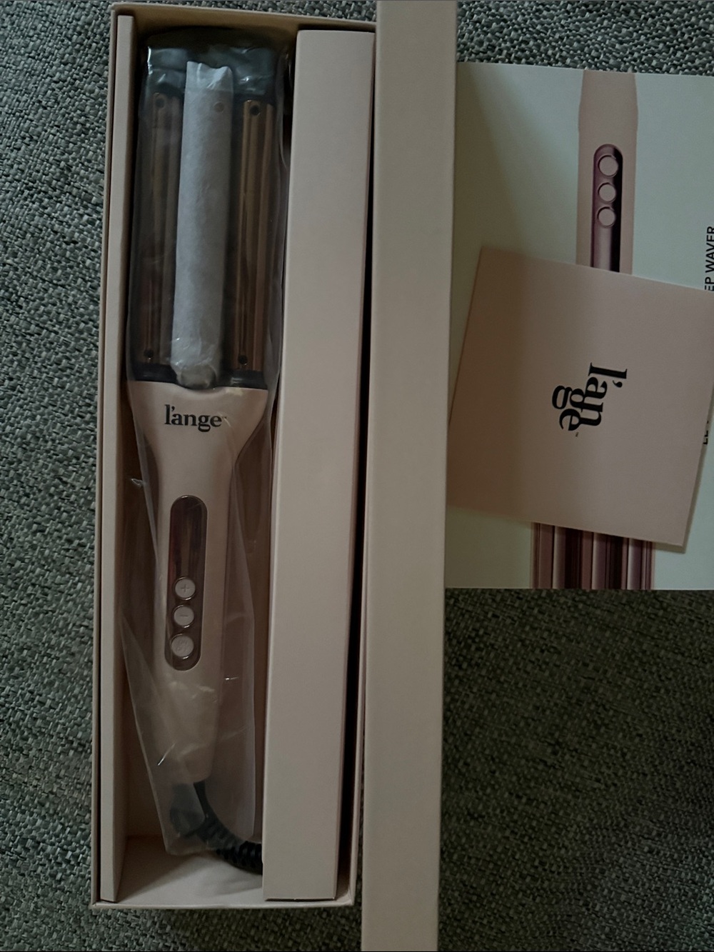 Pink Hair Styling Tool for Effortless Waves - Picture 2 of 2